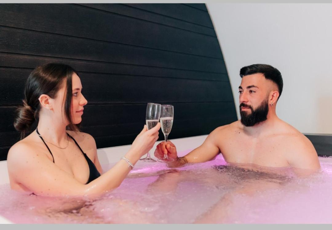 Nicolaus Suite Wellness Experience Bari Exterior foto